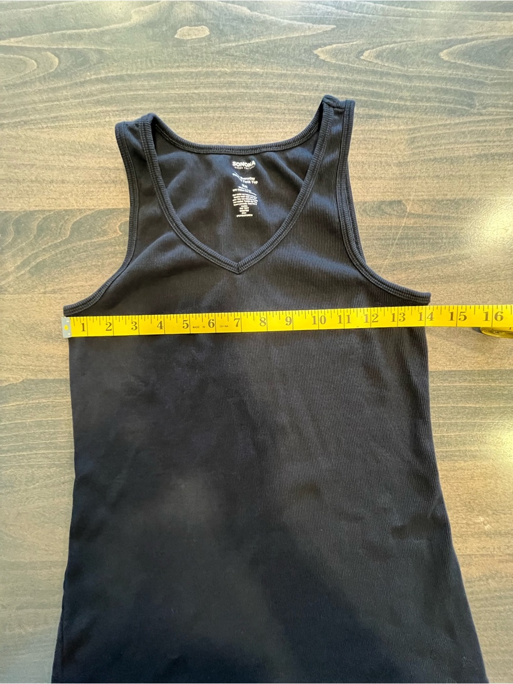 Sonoma Everyday V- Neck Ribbed Tank Top
Size Medium - Picture 3 of 5